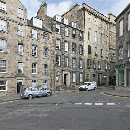 Joivy 3 Bed Flat In Old Town, Close To Grassmarket EDI Buitenkant foto